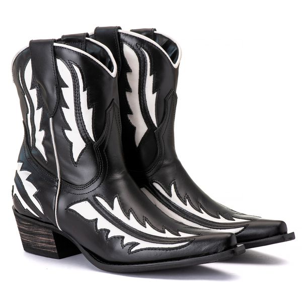 Bota Feminina Texana Tucson - Couro Preto - Solado P51 Rústico Preto