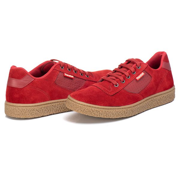 Tenis vermelho hotsell de camurça