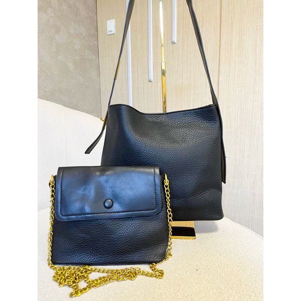 Bolsa Maria preta