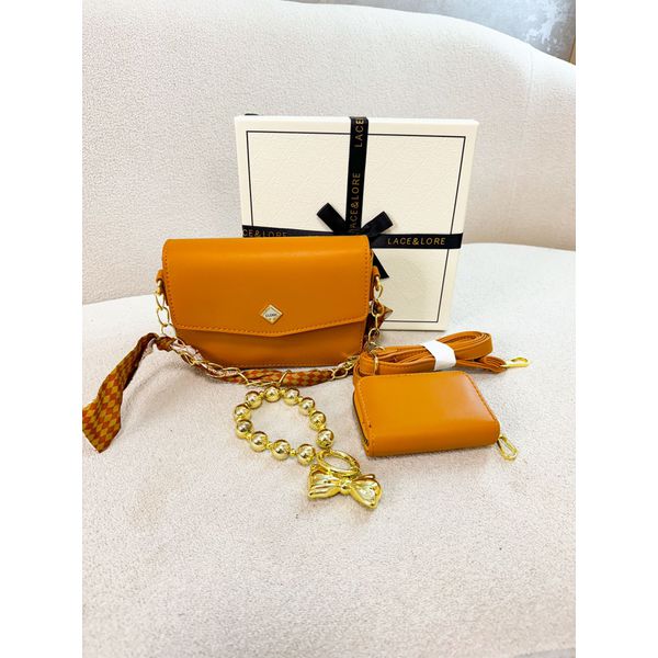 Kit Bolsa Porta cartão e chaveiro caramelo