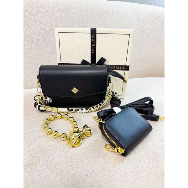 Kit Bolsa Porta cartão e chaveiro preto