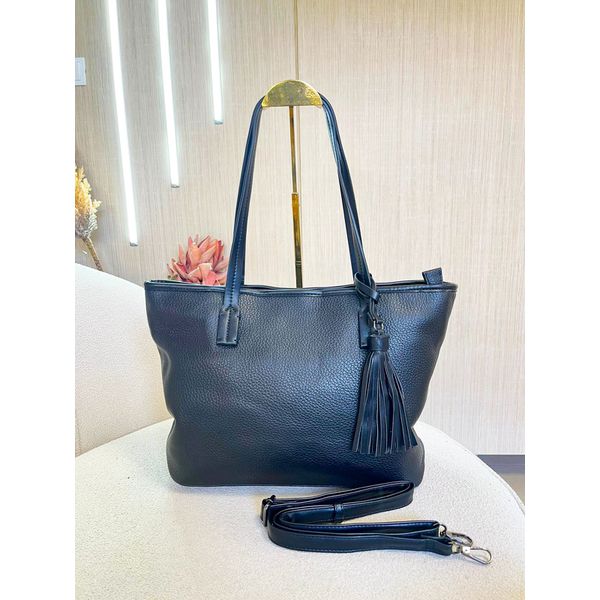 Bolsa Claudia preta