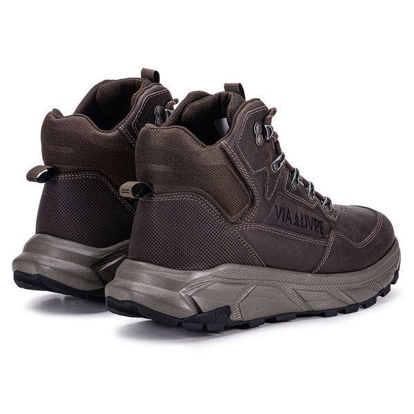 Bota Adventure Café