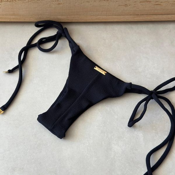 Calcinha fio duplo Acapulco textura preto Trituê 