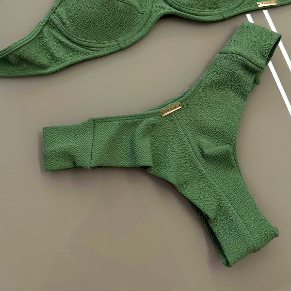 Calcinha biquíni Phoenix fio duplo lateral plissada verde menta Trituê 
