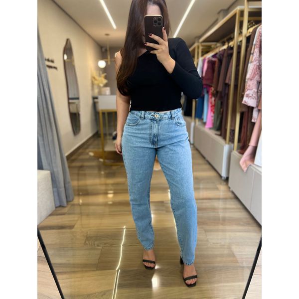 Calça Mom Basica
