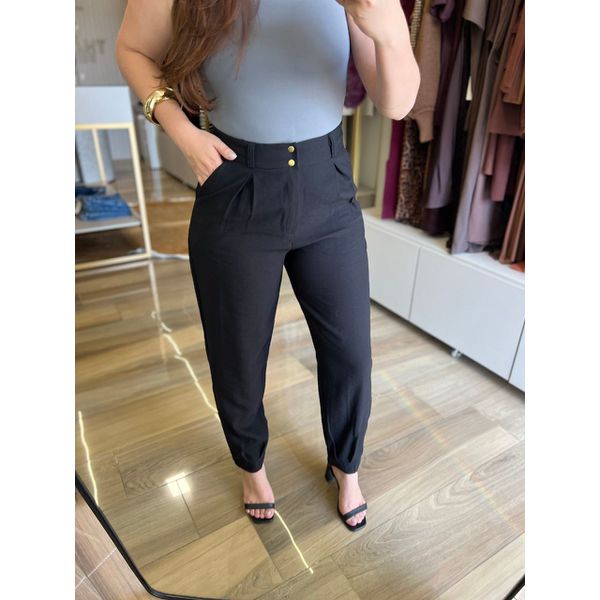 Calça Cenoura Naomi Preta 