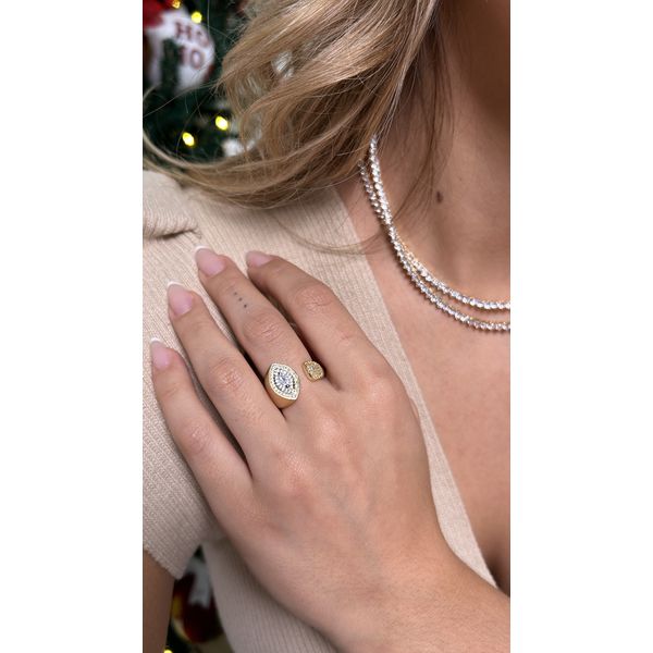 Anel Navete Cravejado Banhado a Ouro