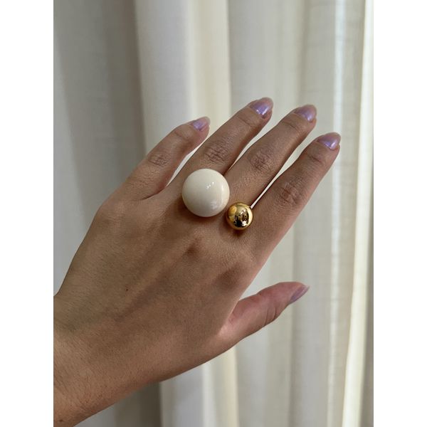 Anel Esferas Off White Ouro