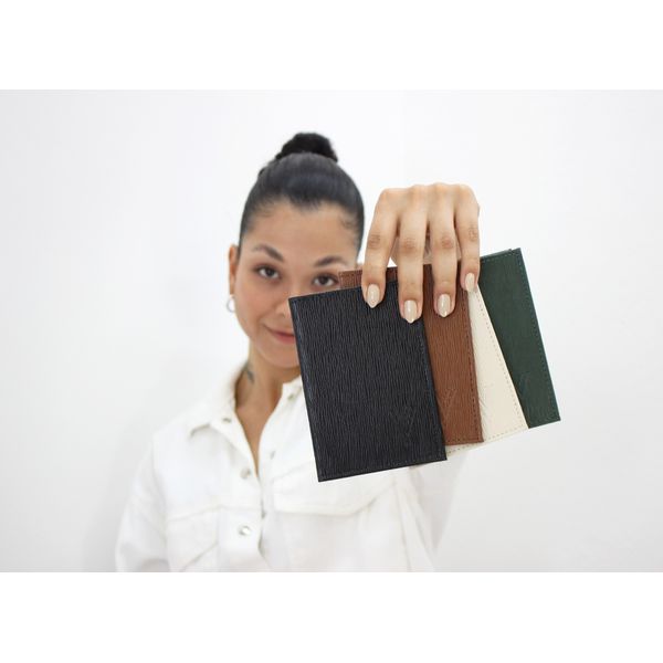 Porta Passaporte e Documentos - Off White