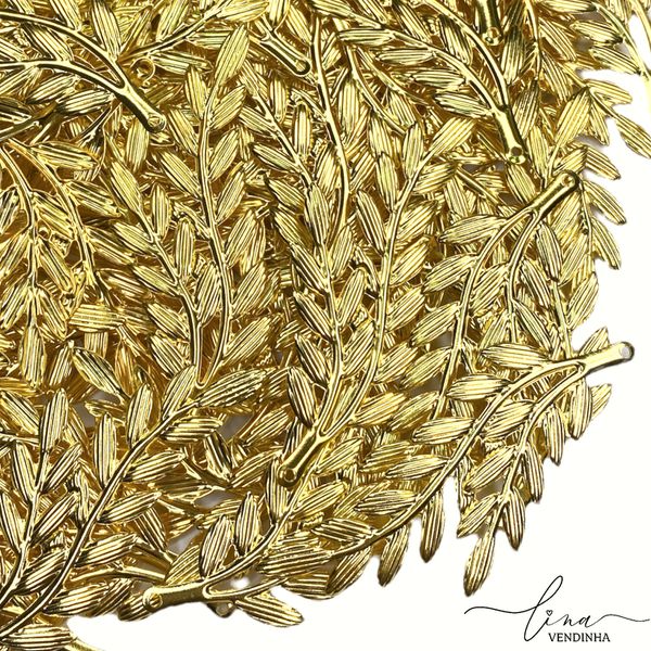 Galhos Dourada com Furo (6Uni.) 