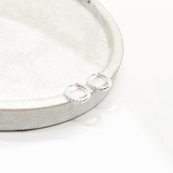 Brinco Argola Fina P Cravejada em Prata 925 