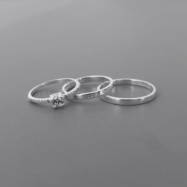 Par Aliança de Prata Clássica Com Zirconia 2mm 