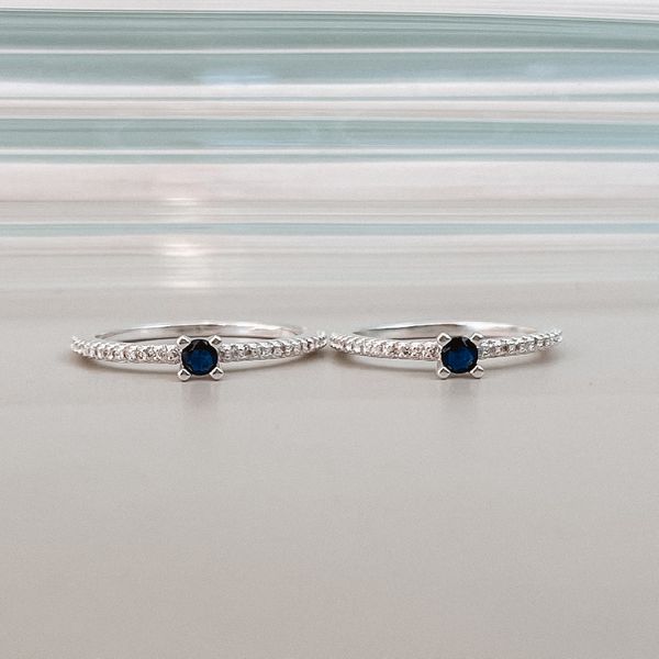 Anel Solitário Azul Cravejado Prata 925