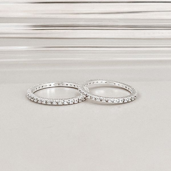 Anel Aparador Inteiro Cravejado Prata 925 