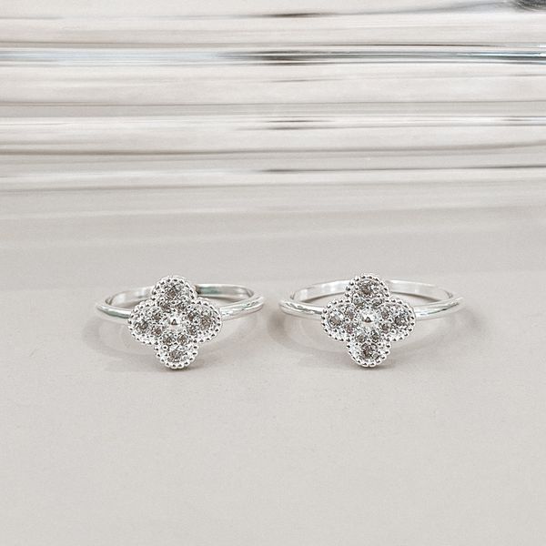 Anel Trevo Cravejado Prata 925 