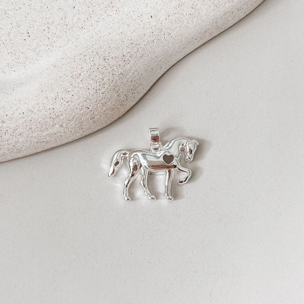 Pingente Cavalo Com Coração Prata 925 