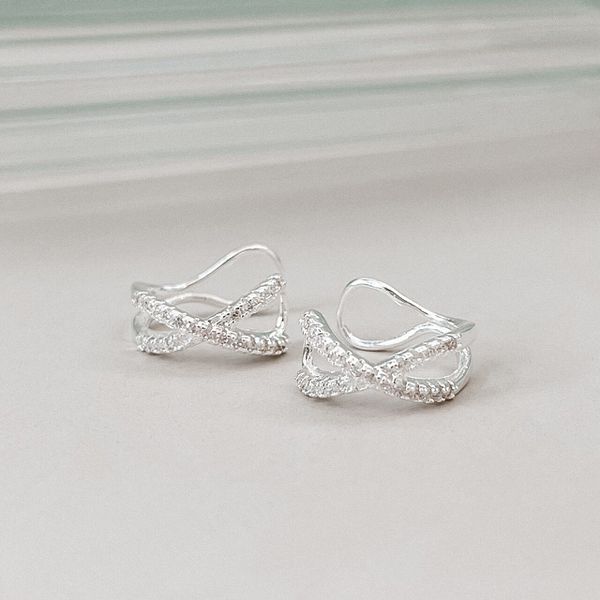 Piercing Fake Cravejado Infinito Prata 925