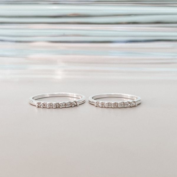 Anel Aparador cravejado Prata 925