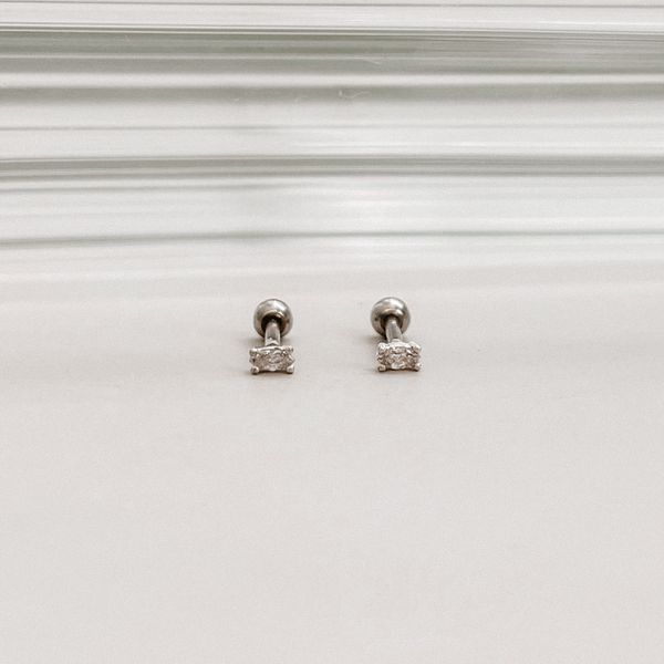 Piercing Labret Ponto De Luz Prata 925