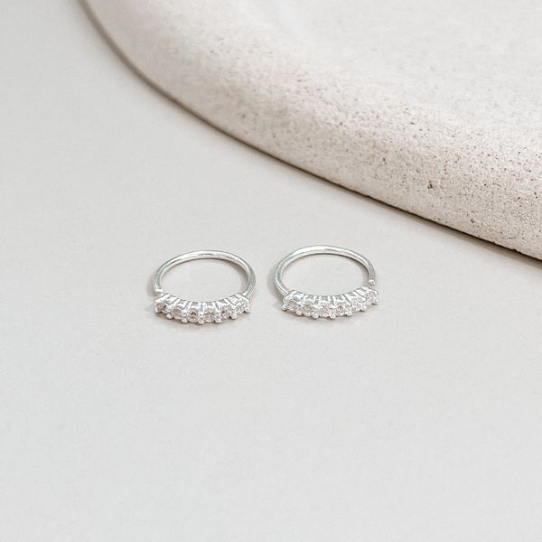 Piercing Argolinha Cravejada Beatriz Prata 925 