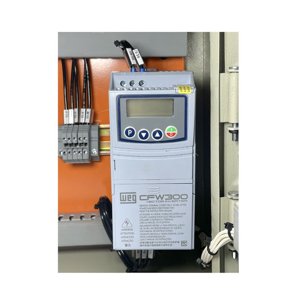 Painel C/ Inversor de Frequência 1CV Weg C/ Potenciômetro 