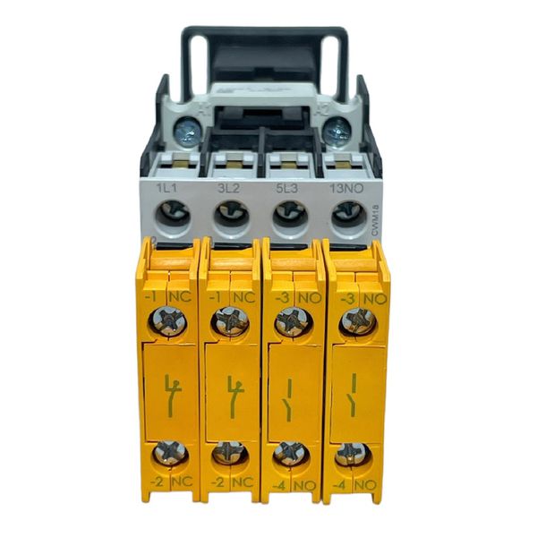 Contator de Segurança Tripolar 18A Weg 24Vcc 3NA+2NF 12246409