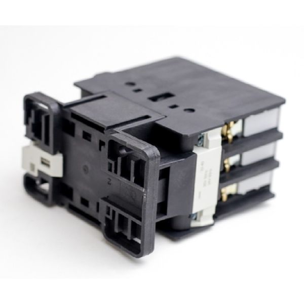 Contator Tripolar 32A Weg CWM32 24VCA Weg 10409941