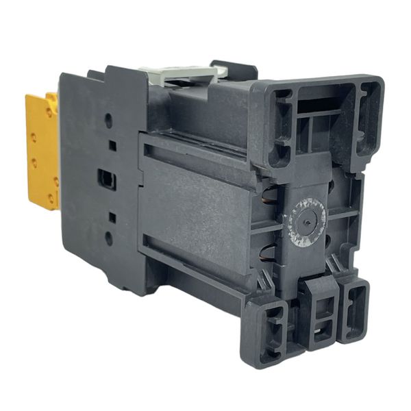 Contator de Segurança Tripolar 18A Weg 24Vcc 3NA+2NF 12246409