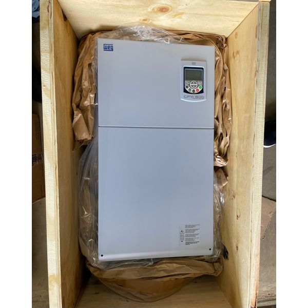 Inversor De Frequencia 150CV Weg CFW500 180A 380/440V Trif.