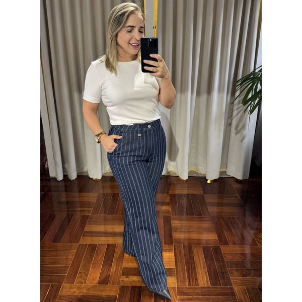 Calça Feminina Wideleg Listrada Risca de Giz Loopper