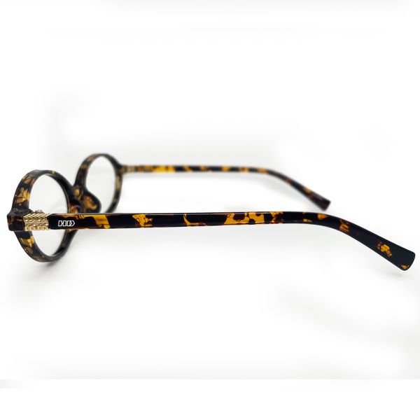 Armação de grau HD em animal print, com detalhe dourado nas hastes