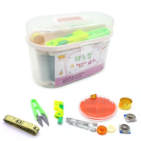 Kit de Costura com Caixa Plástica contendo Tesoura, Linhas, Fita Métrica, Agulhas, Botões e outros itens