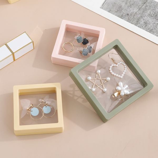 Expositor de Joias Caixa de Exibição Flutuante 3D em Filme Transparente PE - Organizador e Embalagem de Viagem para Joias Brincos Colares Pulseiras e Maquiagem – 9x9 cm