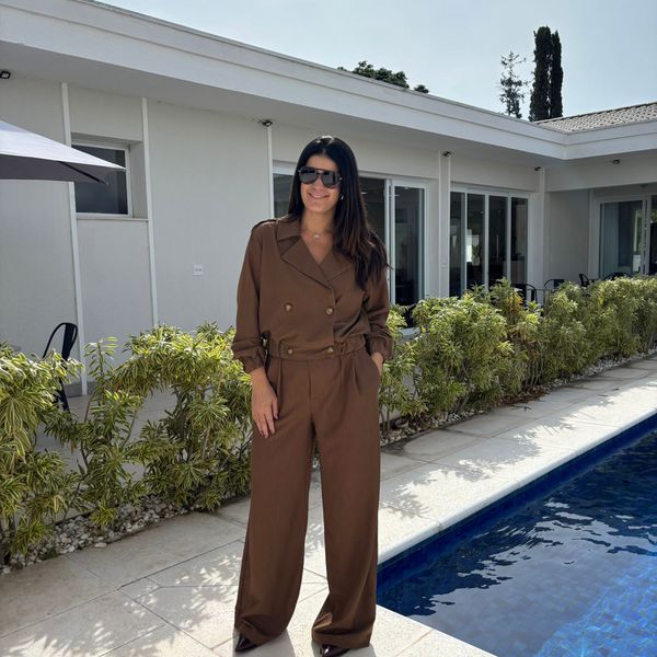 Conjunto Feminino Jaqueta e Calça - Marrom