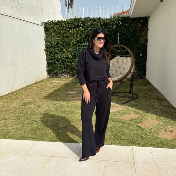 Conjunto Feminino Moletinho Gola Alta - Preto