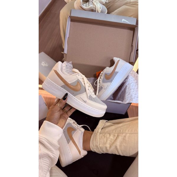Tênis Nike Air Force Luxo