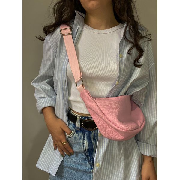 Bolsa Meia Lua Gorgurão – estilo e conforto em uma só peça 