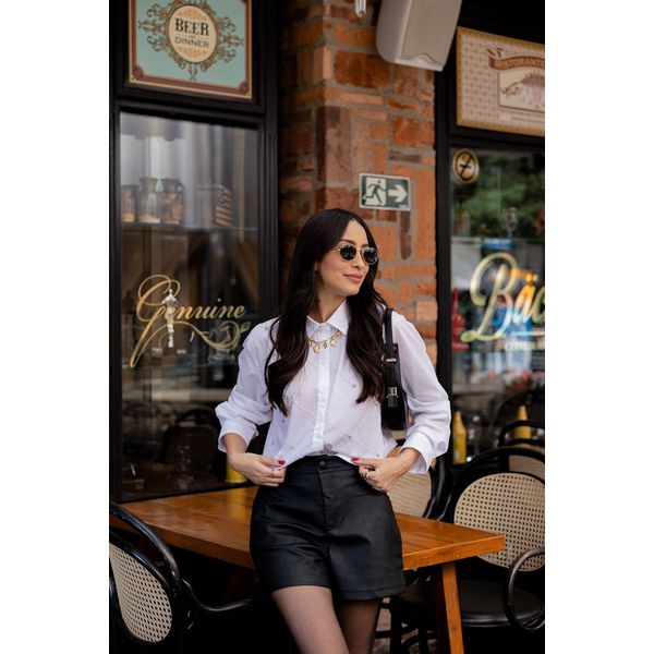 CAMISA CROPPED BORDADOS 