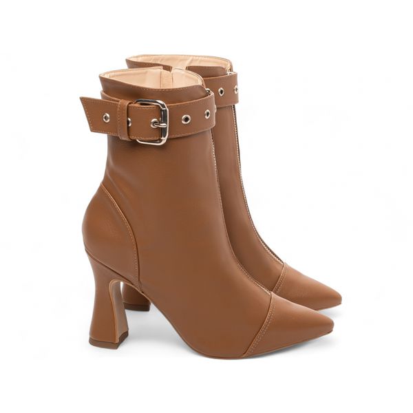 Bota Bico Fino Cano Médio Caramelo