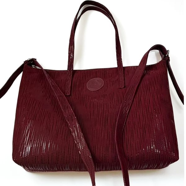 Bolsa Feminina em Couro Texturizado Almofadada Marsala