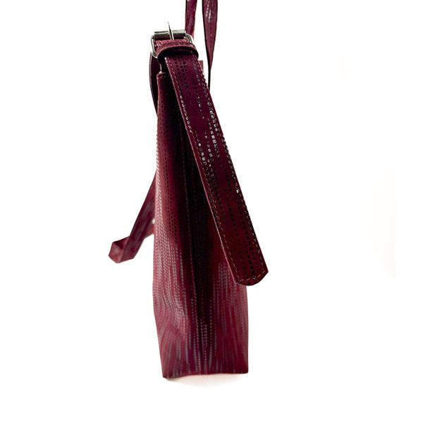 Bolsa Feminina em Couro Texturizado Almofadada Marsala