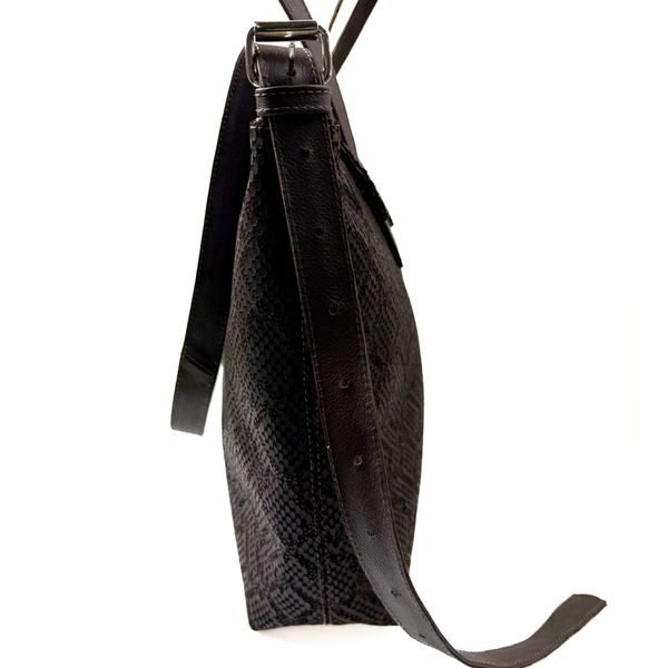 Bolsa Feminina em Couro Texturizado Almofadada Marron