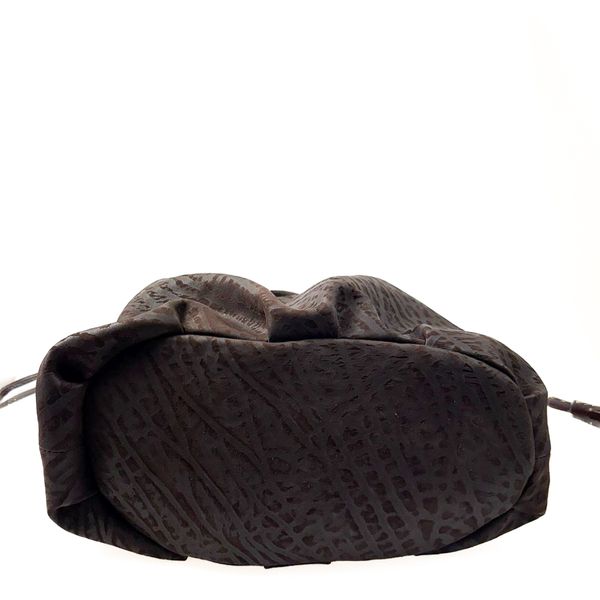 Bolsa Feminina em Couro Texturizado Marron Bambolim
