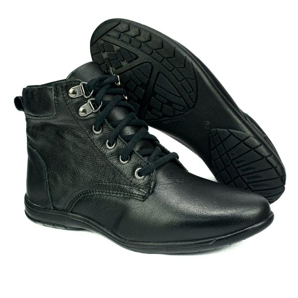 Bota Feminina em Couro Solado Confort de Amarrar 58F211-PRETO