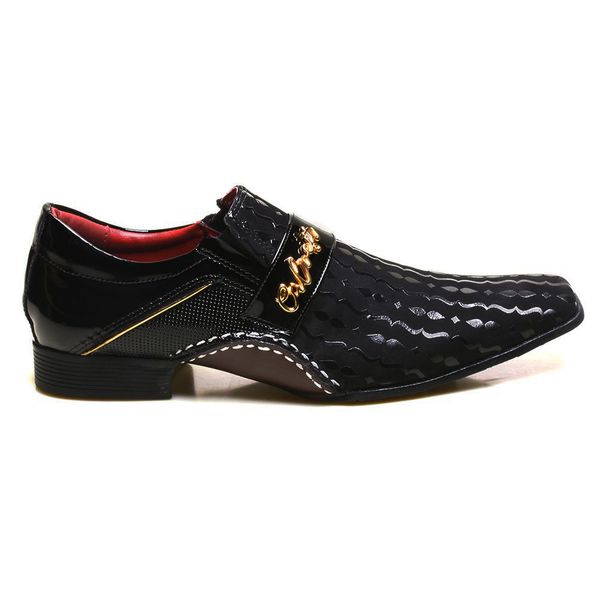 Sapato Social Masculino em Couro Detalhes em Verniz Calvest - 1930D538 Preto