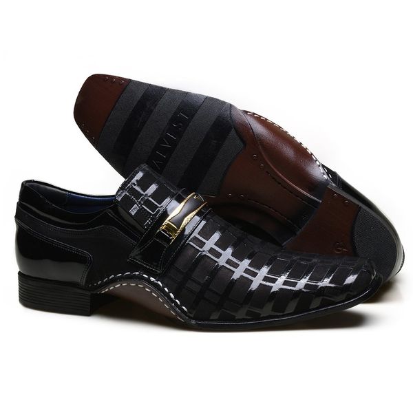 Sapato Social Masculino Calvest em Couro Preto Detalhado em Verniz 1930C592