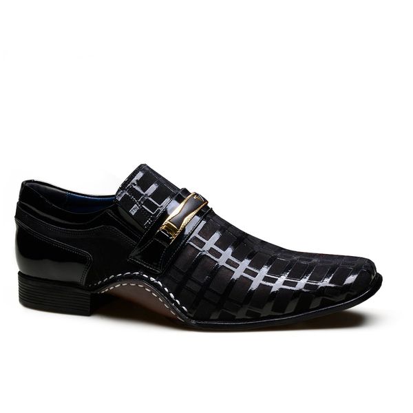 Sapato Social Masculino Calvest em Couro Preto Detalhado em Verniz 1930C592