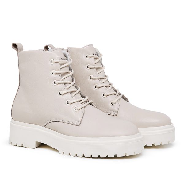 Bota Tratorada Off White Coturno com ajuste Cano m... - ZOCCOLETTE