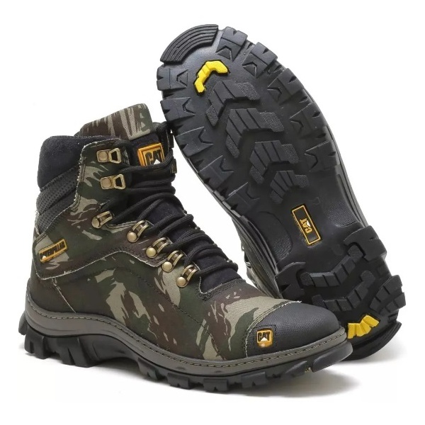bota militar camuflada